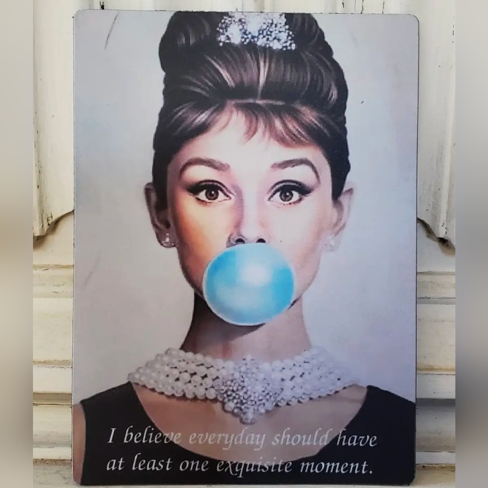 NWT HUGE Audrey Hepburn Magnet 5.5"x4"